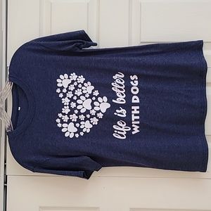 Life Is Better with Dogs T-shirt Sz S
